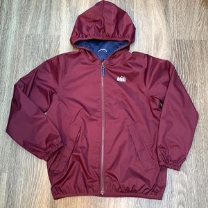 REI Co-op Groundbreaker Rain Jacket - Kids' size M (10-12)